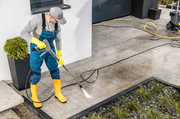 Best Deck Cleaning Services  in Magna, UT